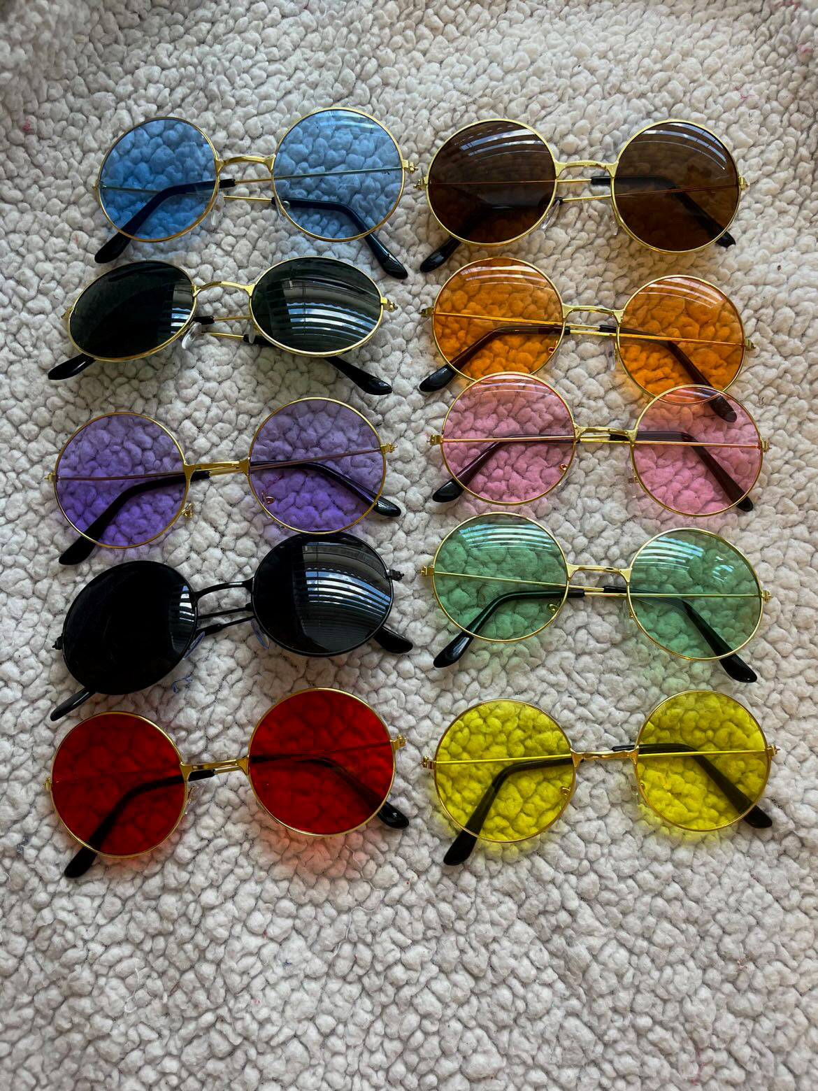 Keep it groovy sunnies