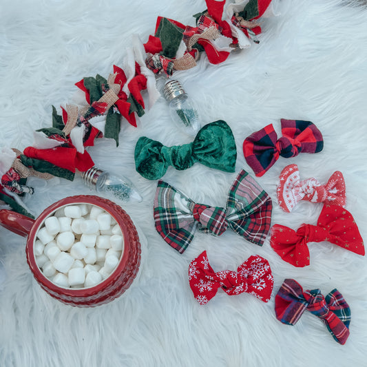 White christmas hair bows